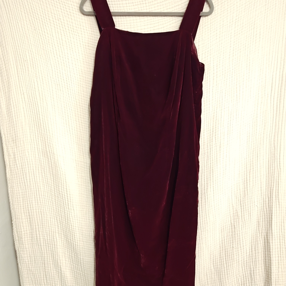 Elegant Burgundy Velvet Dress *Needs TLC**